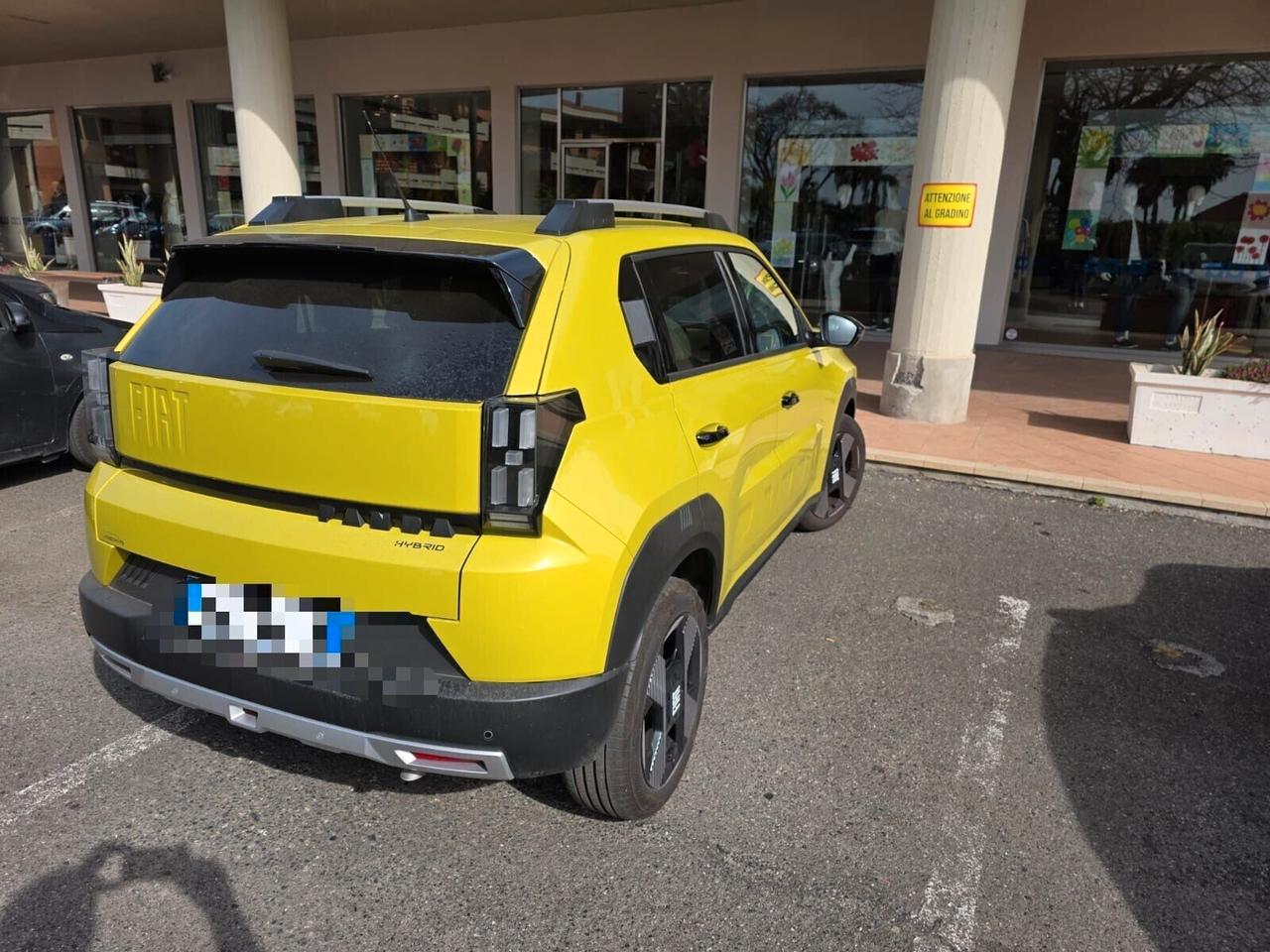 Fiat Grande Panda 1.2 Hybrid 110 CV S&S La Prima