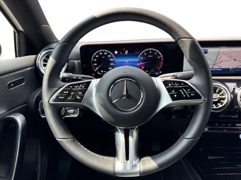 Mercedes-Benz Classe A 180 Automatic Advanced Plus Progressive