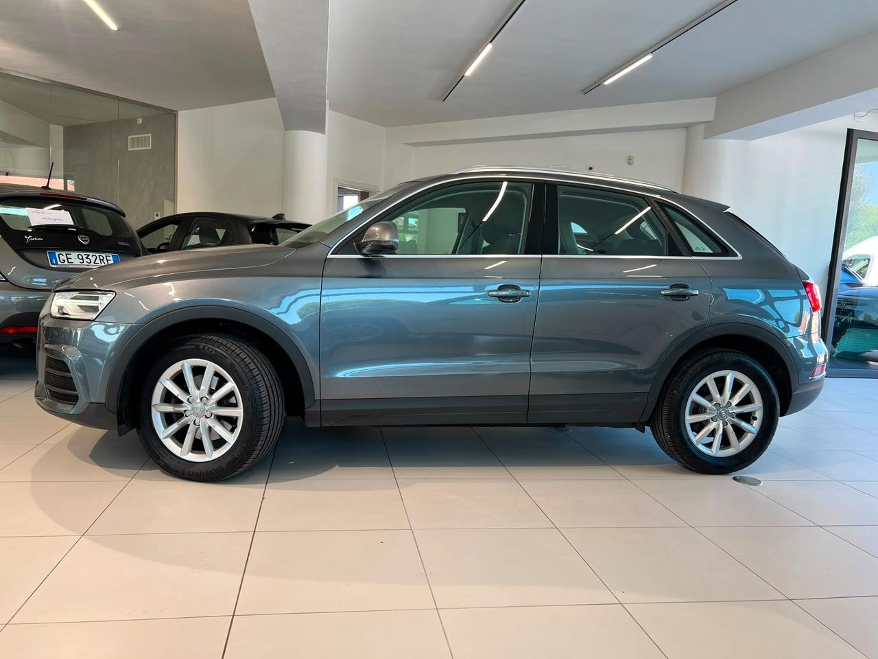 Audi Q3 2.0 TDI 150 CV Business