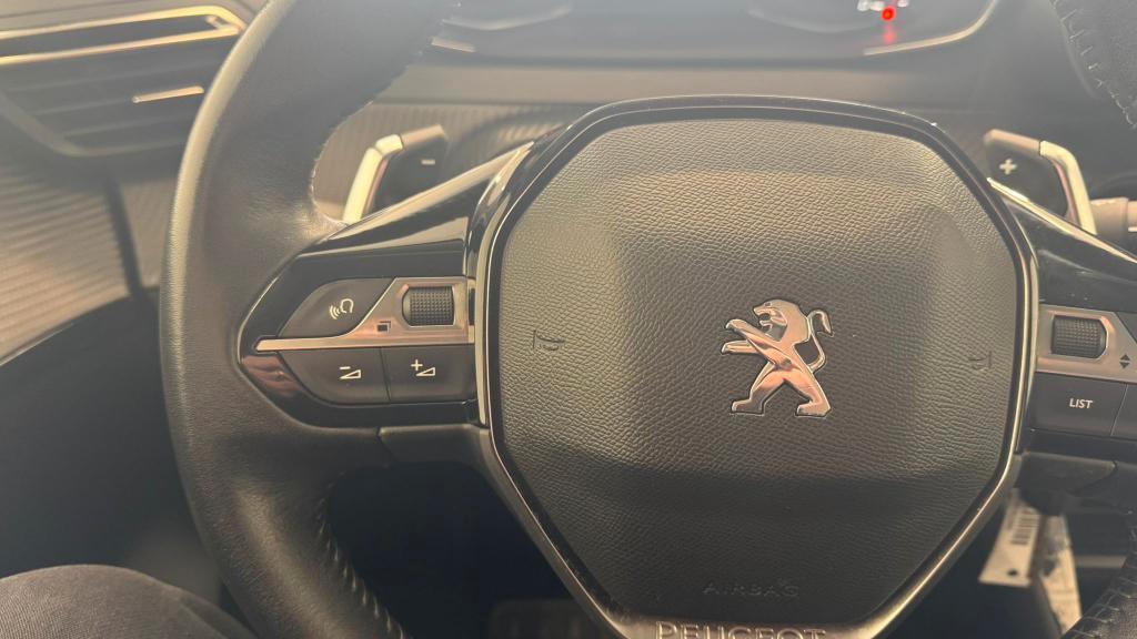 Peugeot 208 1.2 Puretech Active Pack 100 Cv. AUTOMATICA