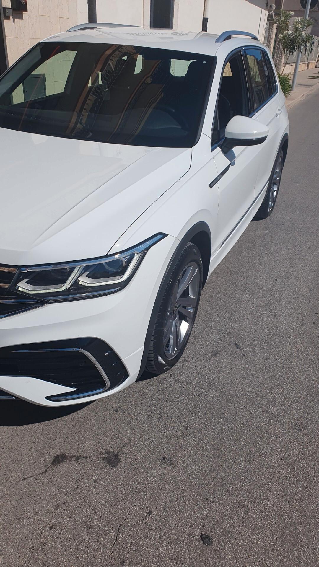 Volkswagen Tiguan 2.0 TDI 150 CV SCR DSG 4MOTION R-Line