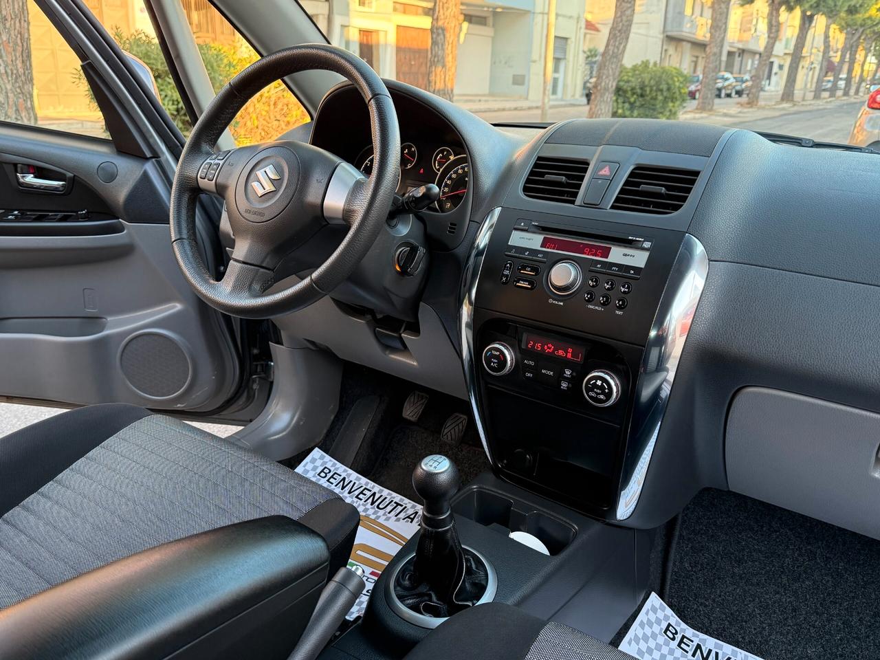 Suzuki SX4 1.6 4WD Outdoor Line GLX - 2011