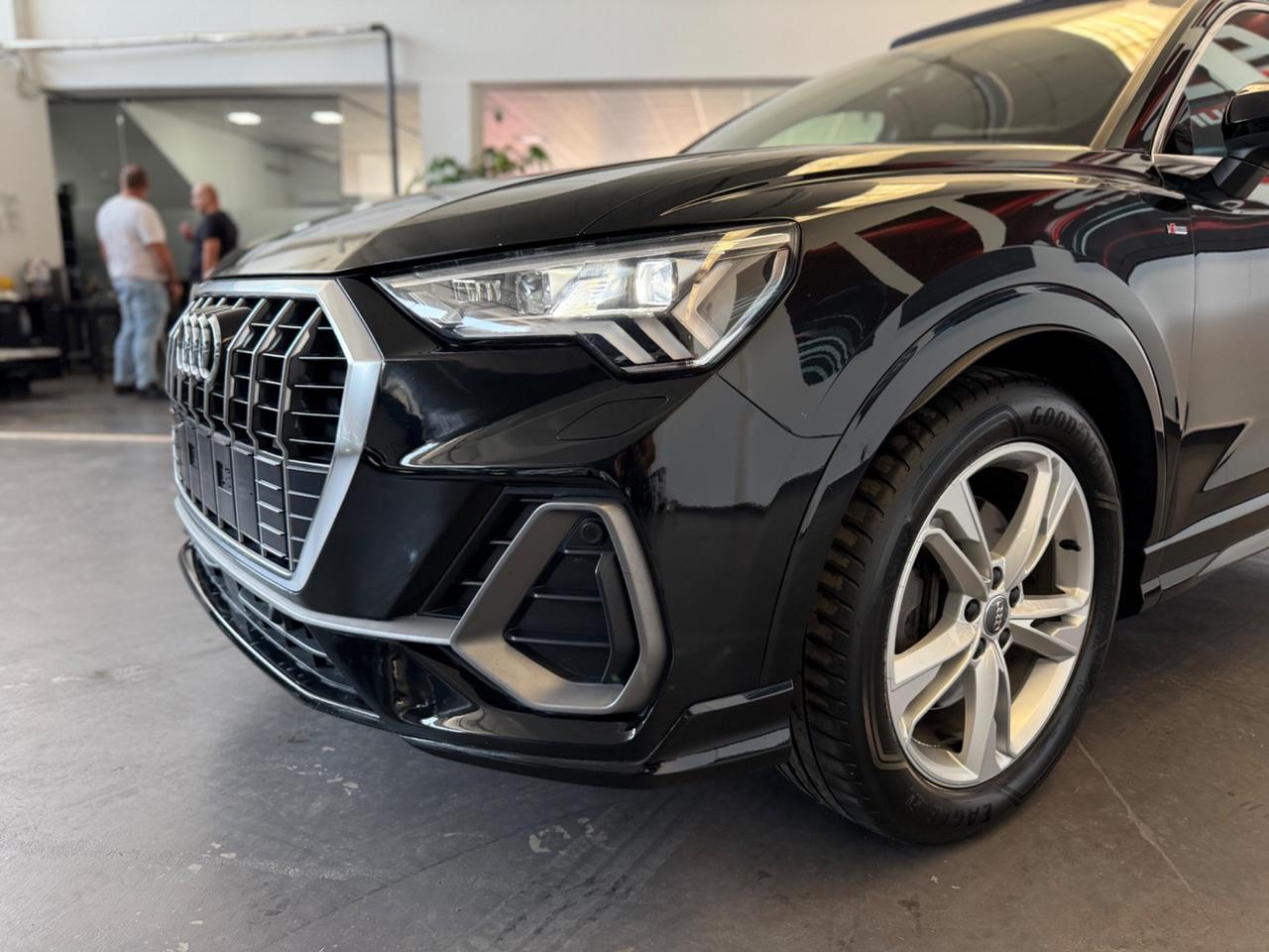 Audi Q3 40 TDI quattro S tronic S line edition