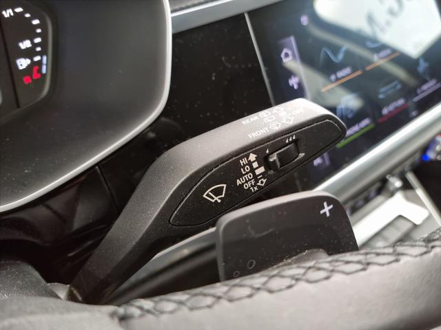 AUDI Q3 35 TFSI S tronic Business Advanced