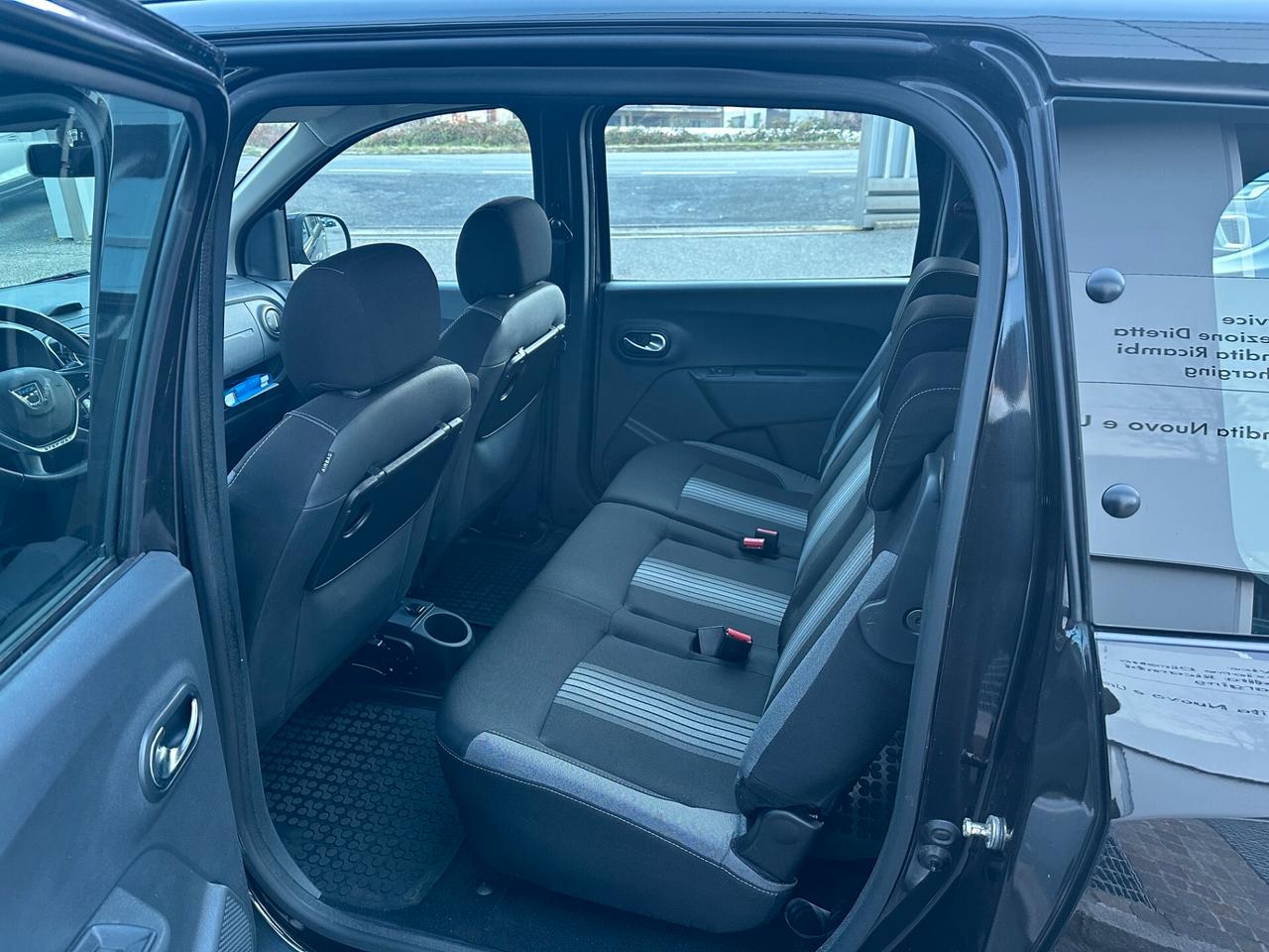 Dacia Lodgy Stepway 1.5 Blue dCi 8V 115CV 7 posti