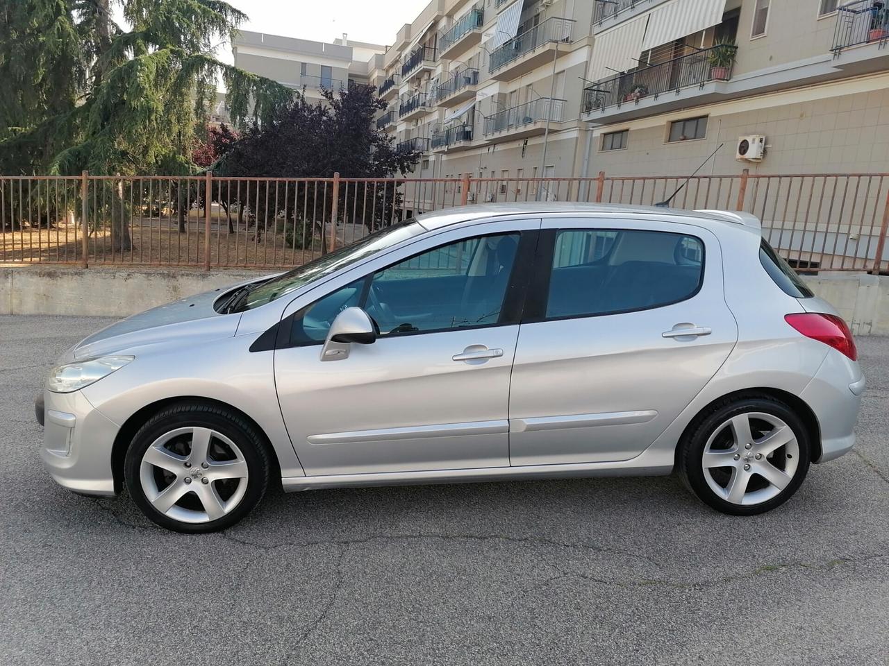 Peugeot 308 1.6 HDi 110CV 5p. Tecno