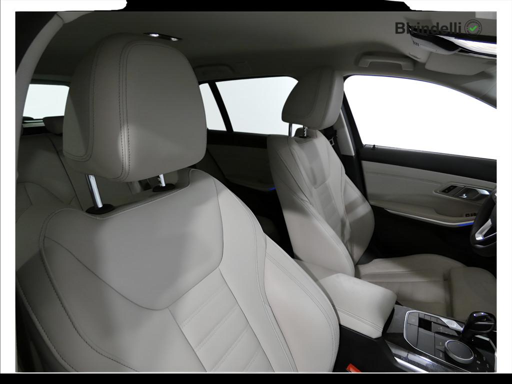 BMW Serie3(G20/21/80/81 - 320d 48V Touring Luxury