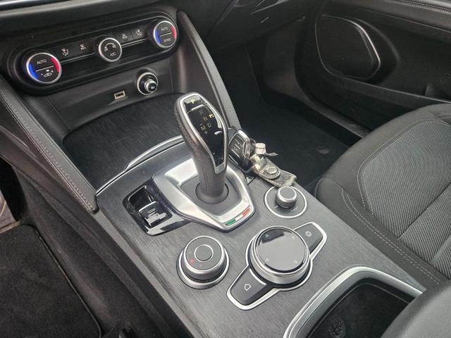 ALFA ROMEO Stelvio 2.2 Turbodiesel 160 CV AT8 RWD Super