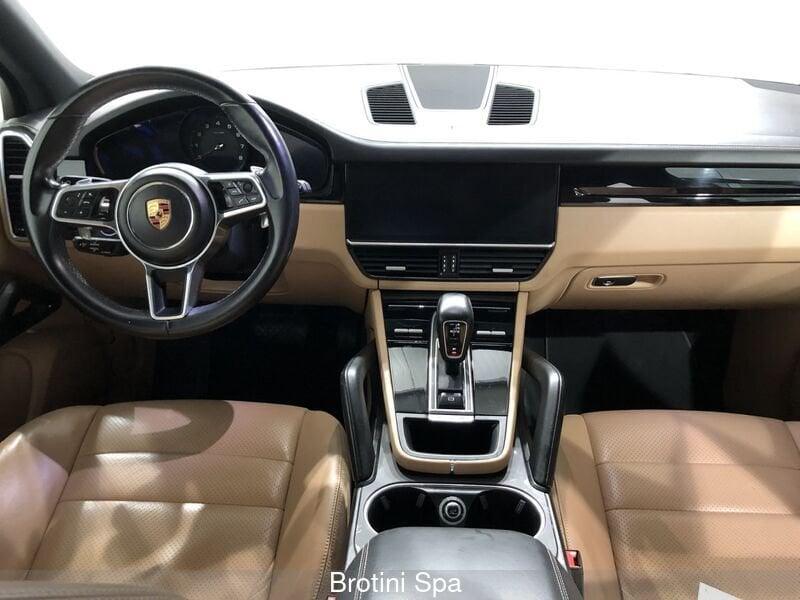 Porsche Cayenne 3.0 V6