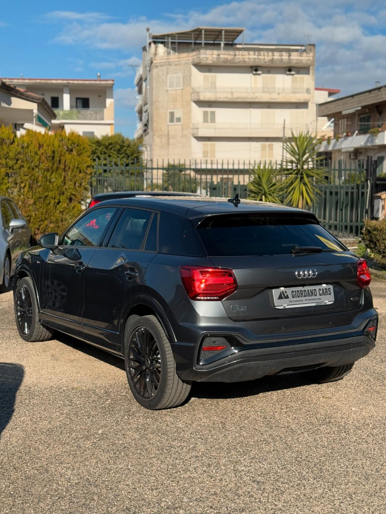 Audi Q2 40 TFSI quattro S tronic Identity Black