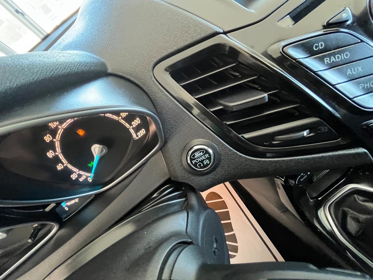 Ford Fiesta 1.5 TDCi 75CV 5 porte Titanium