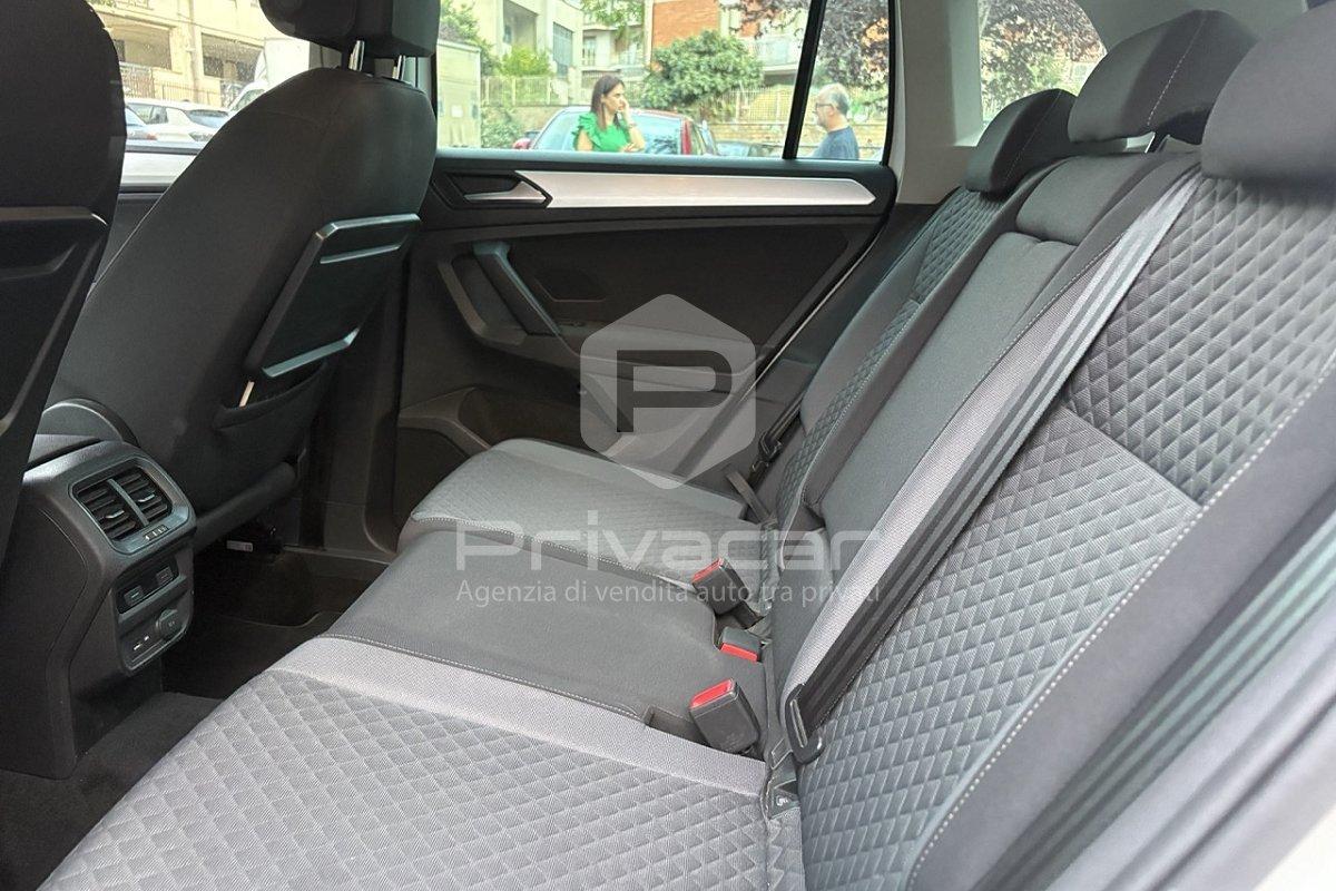 VOLKSWAGEN Tiguan 2.0 TDI SCR DSG Business BlueMotion Technology