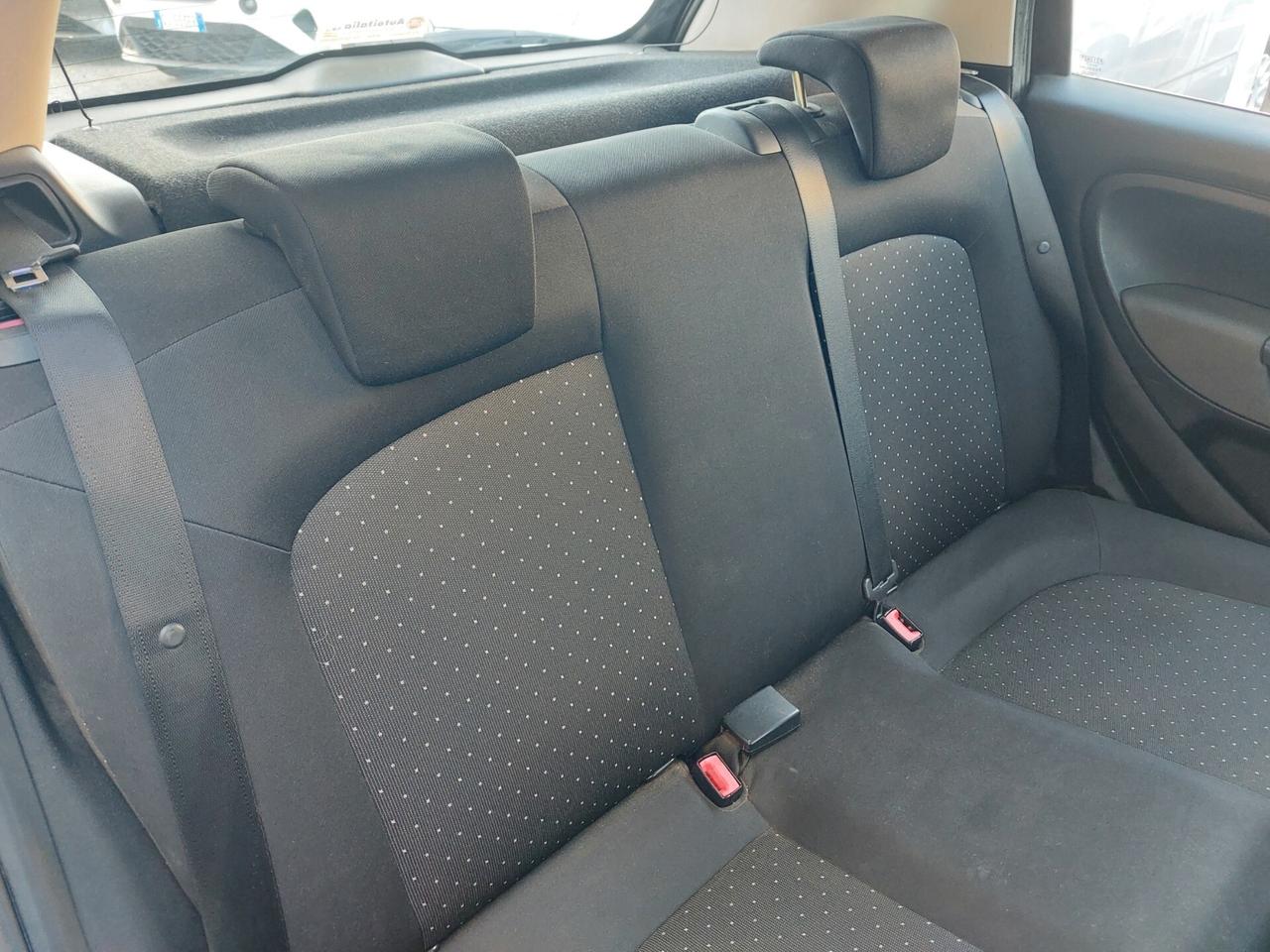 Fiat Grande Punto 1.2 5 porte Active unipro