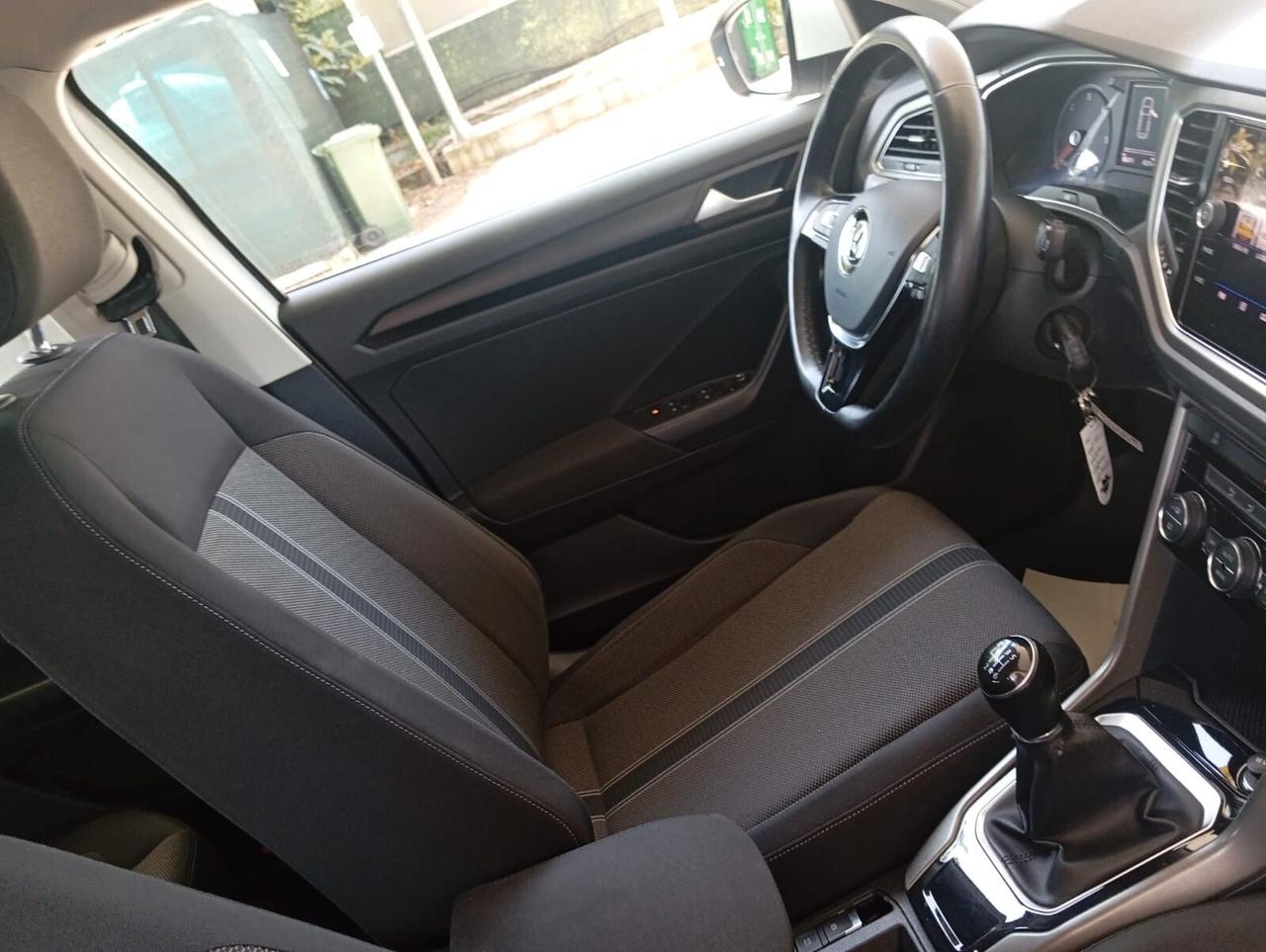Volkswagen T-Roc 1.6 TDI SCR Business BlueMotion Technology