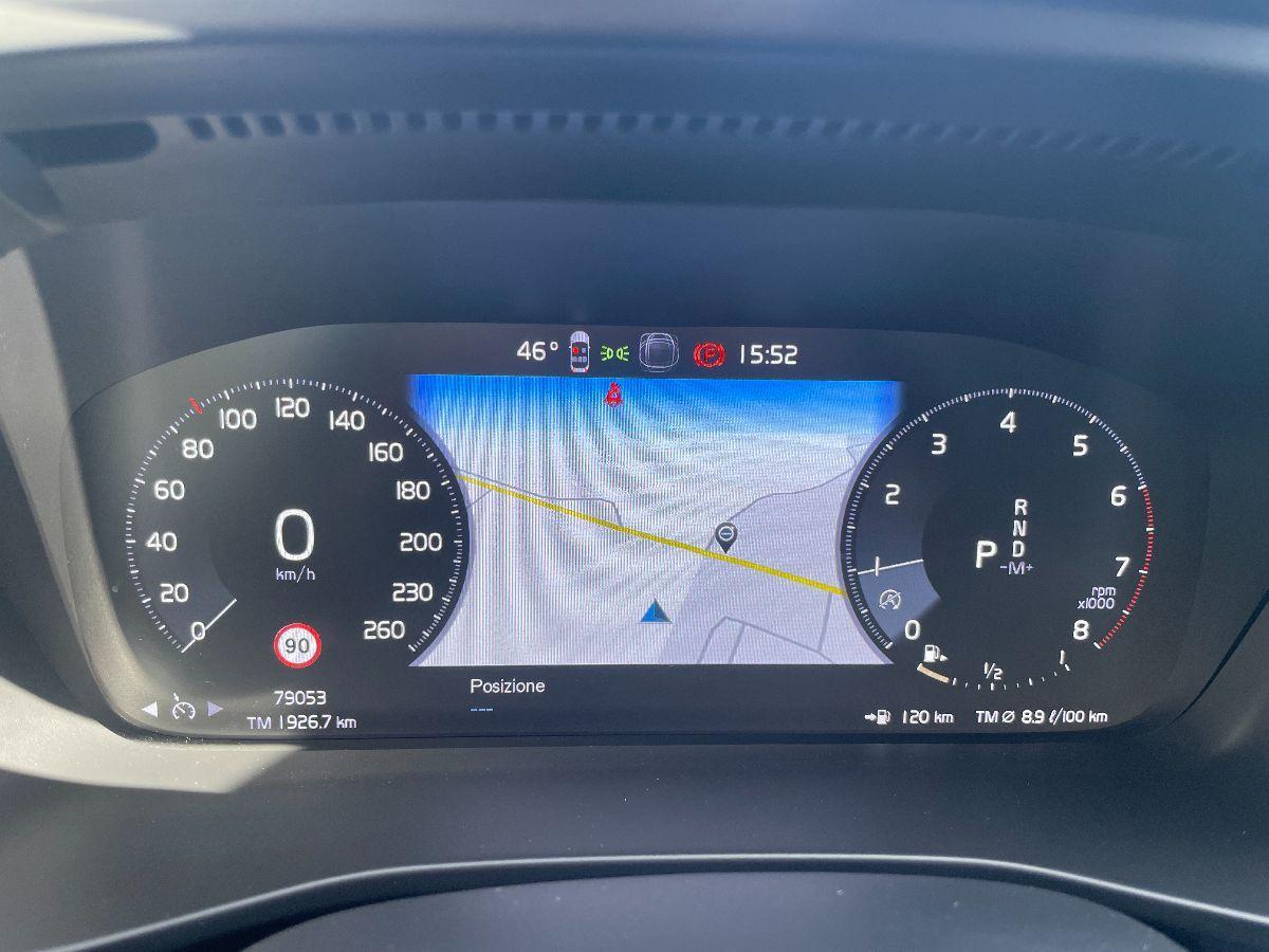 Volvo XC40 1.5 t2 Momentum Pro auto AUTOCARRO N1