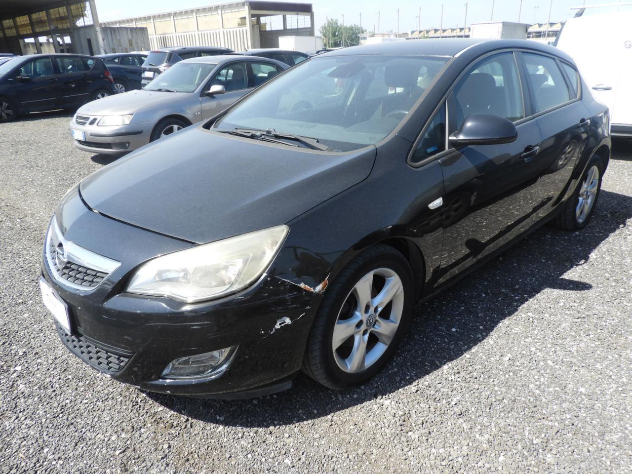 OPEL Astra IV 2010 - Astra 5p 1.7 cdti Cosmo 110cv