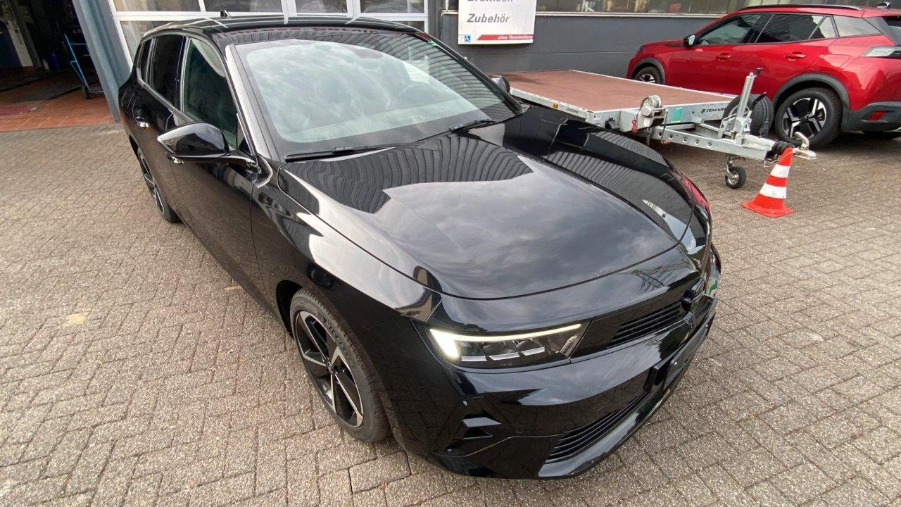 Opel Astra Sports Tourer 1.2 t GS s&s 130cv at8 IN PROMO