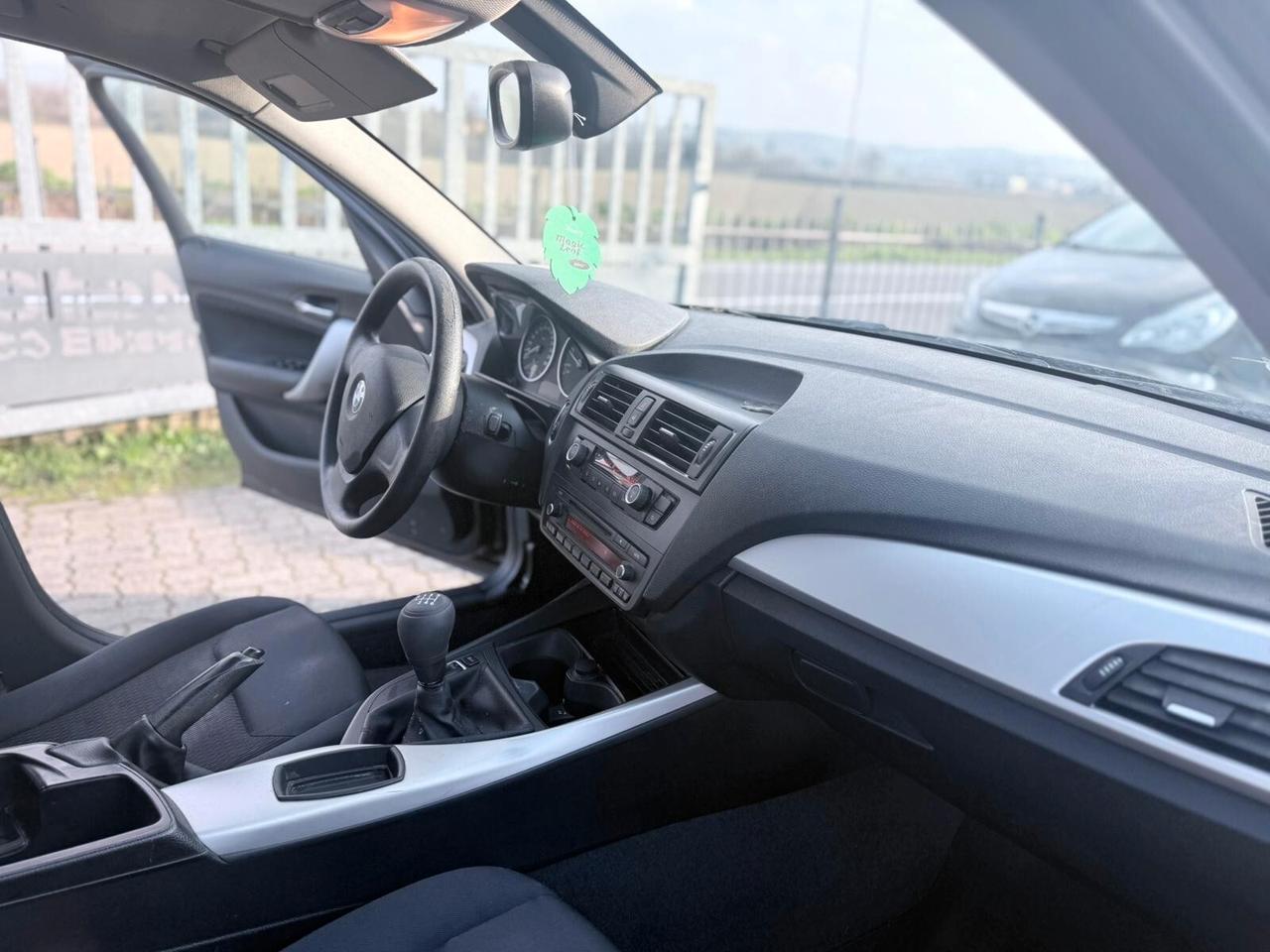 Bmw 116D 2.0 DIESEL 2012