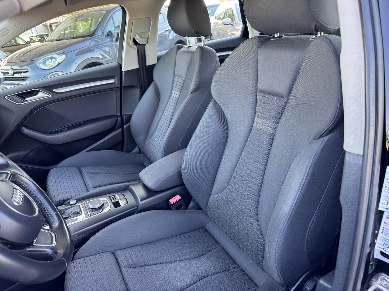Audi A3 Sedan 1.6 TDI clean diesel S tronic Ambition