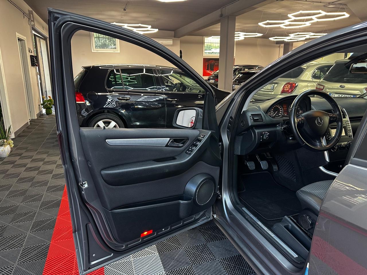 Mercedes-benz A 180 CDI Avantgarde - FABIANOAUTO