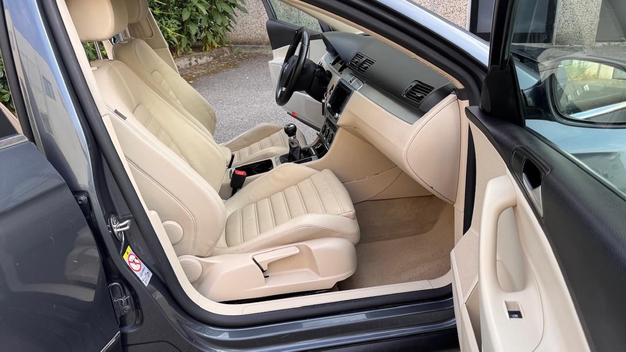Volkswagen Passat 2.0 TDI DPF 4mot. Var. Highline