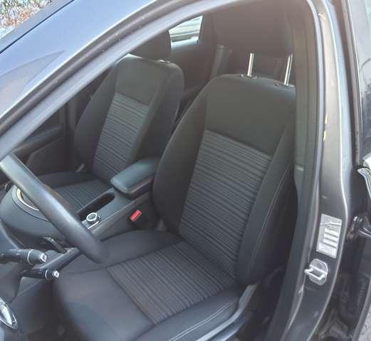 Mercedes-Benz B 180 benzina automatica E6...