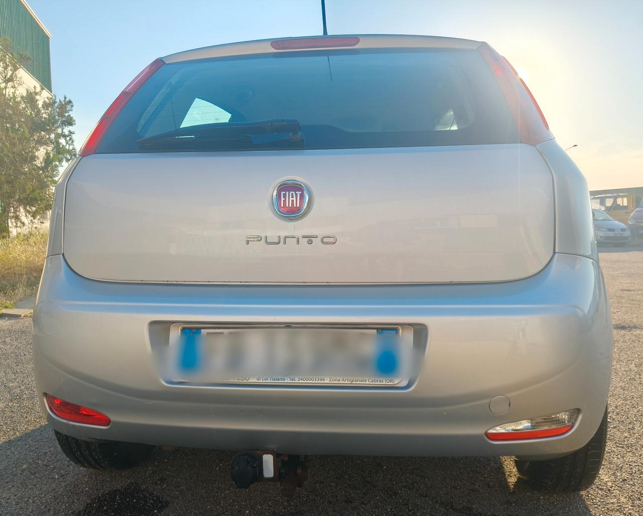Fiat Punto 1.2 benzina con gancio traino