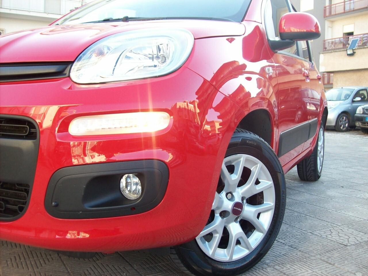 Fiat Panda 0.9 TwinAir Natural Power Lounge