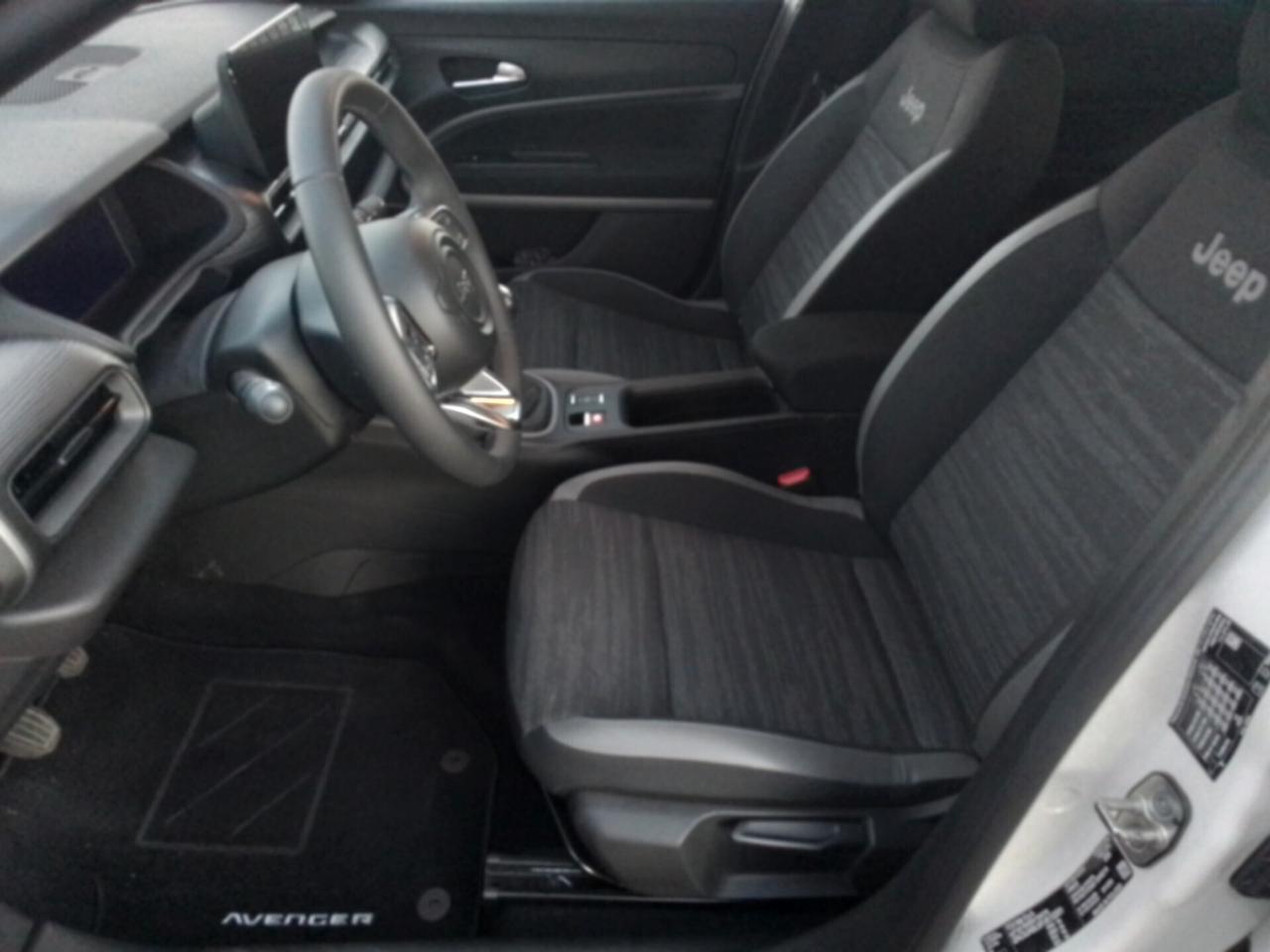 Jeep Avenger Longitude 1.2 BENZ 100cv