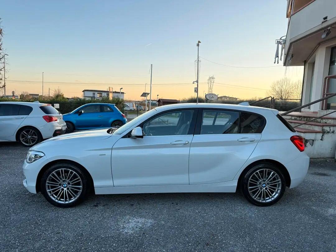 Bmw 116 116d 5p. Urban