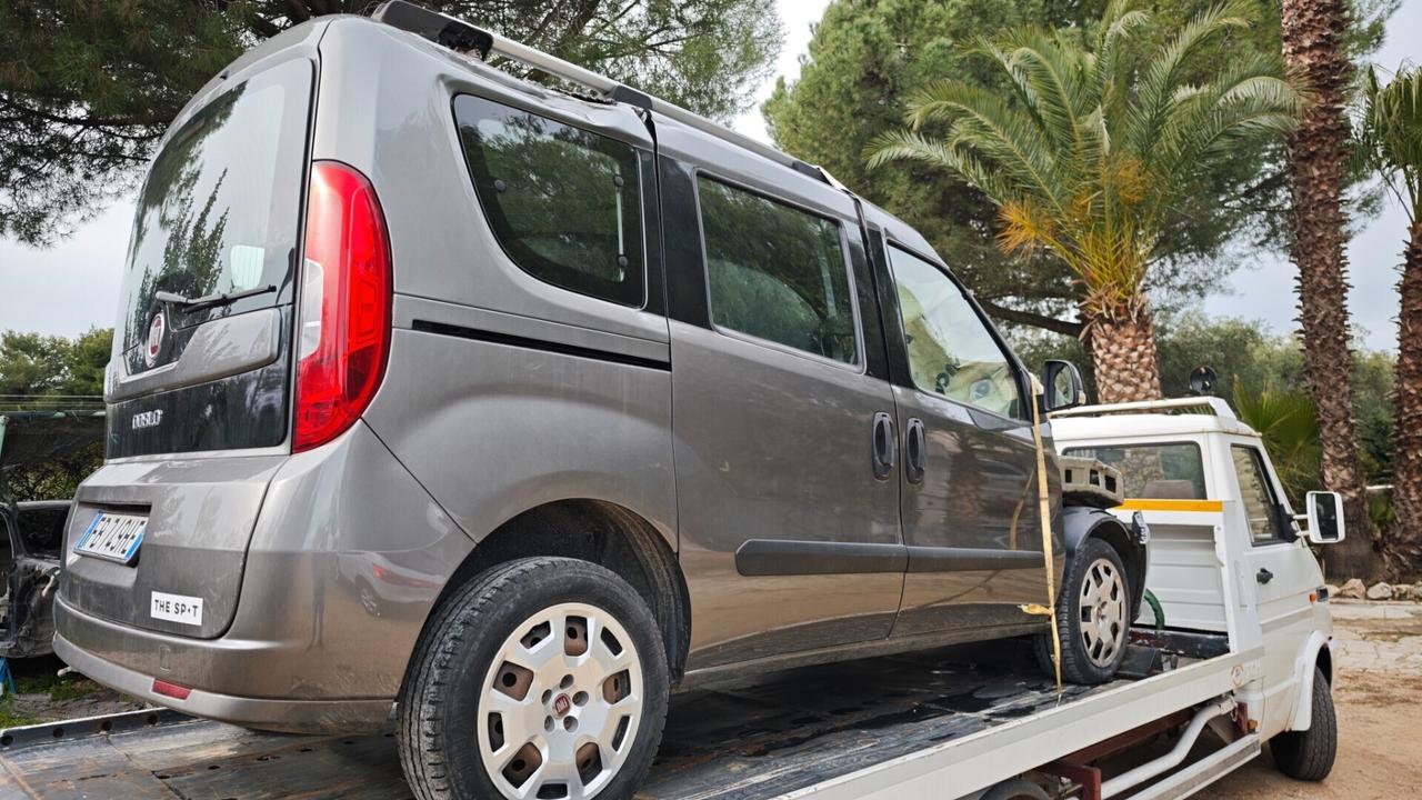 Fiat Doblò 1.6 M-Jet 7 posti 95cv incidentato solo parte superiore