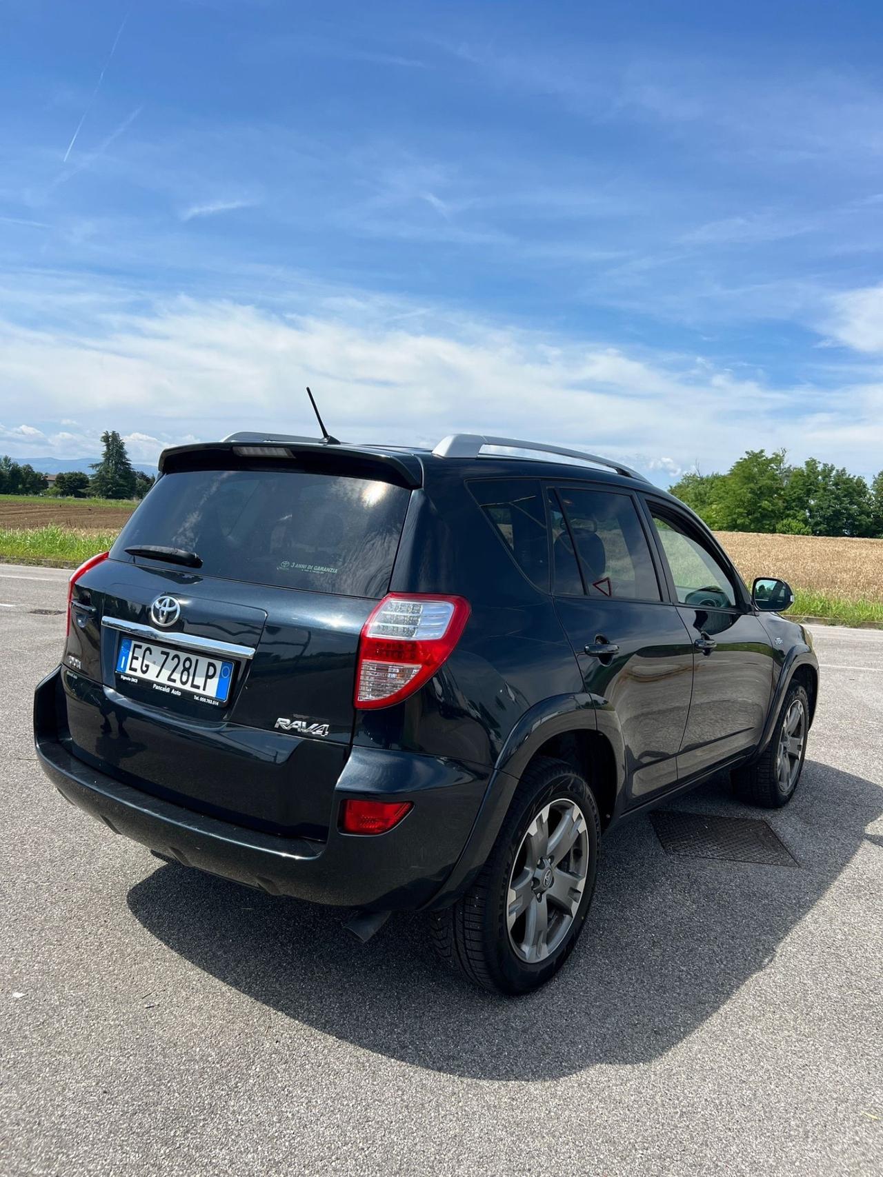 Toyota RAV 4 RAV4 2.2 D-4D 150 CV DPF