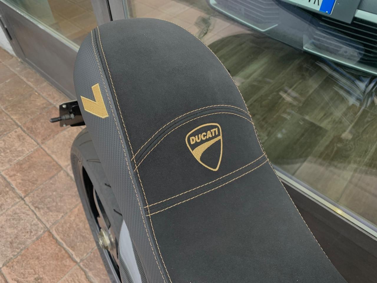 Ducati Monster S4R PARAFANGO CARBONIO PEDANE SPORTIVE