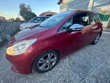 Peugeot 208 1.4 HDi 68 CV 3 porte Allure