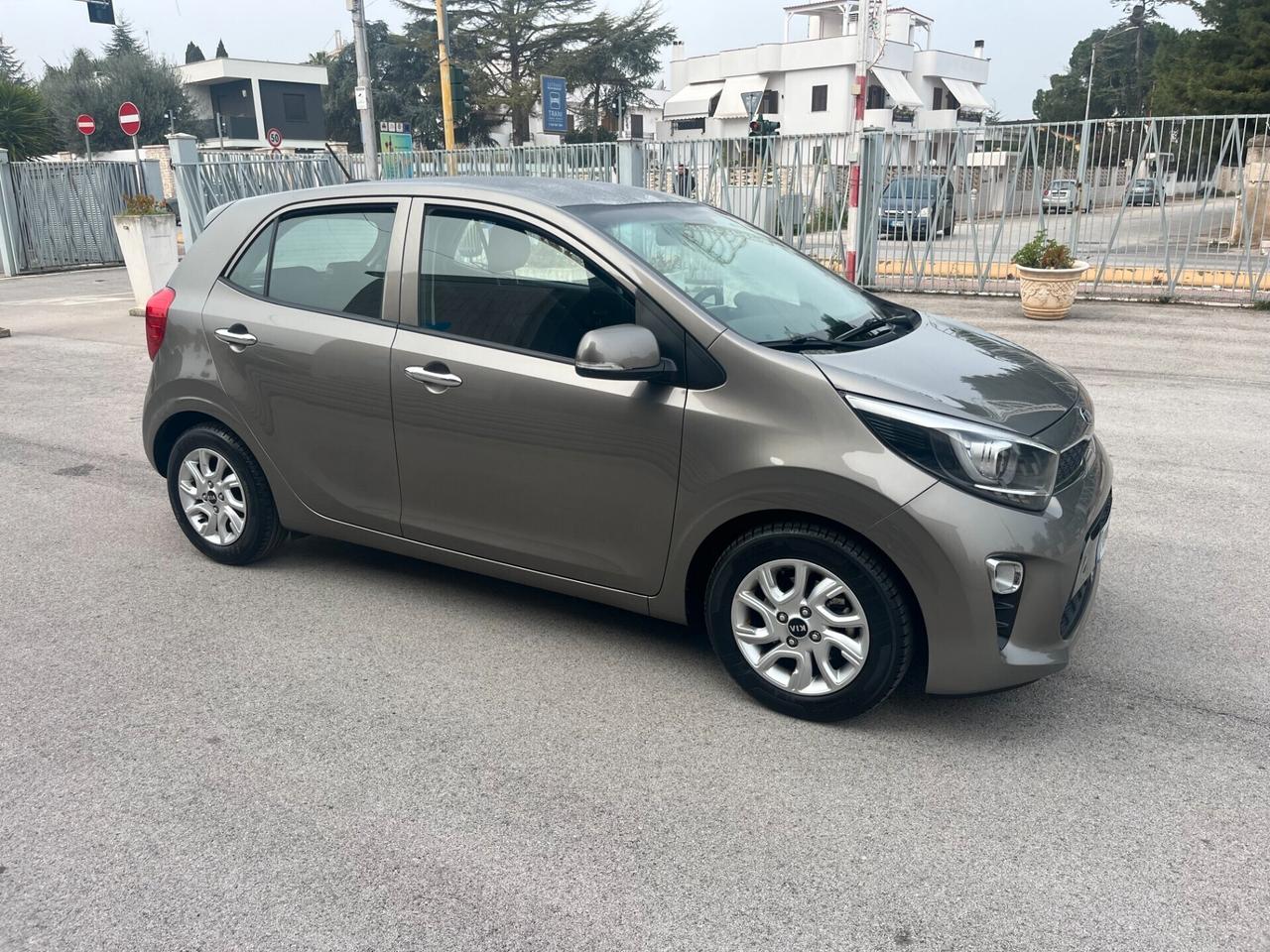 Kia Picanto 1.0 12V 5 porte Cool X NeoPatentati
