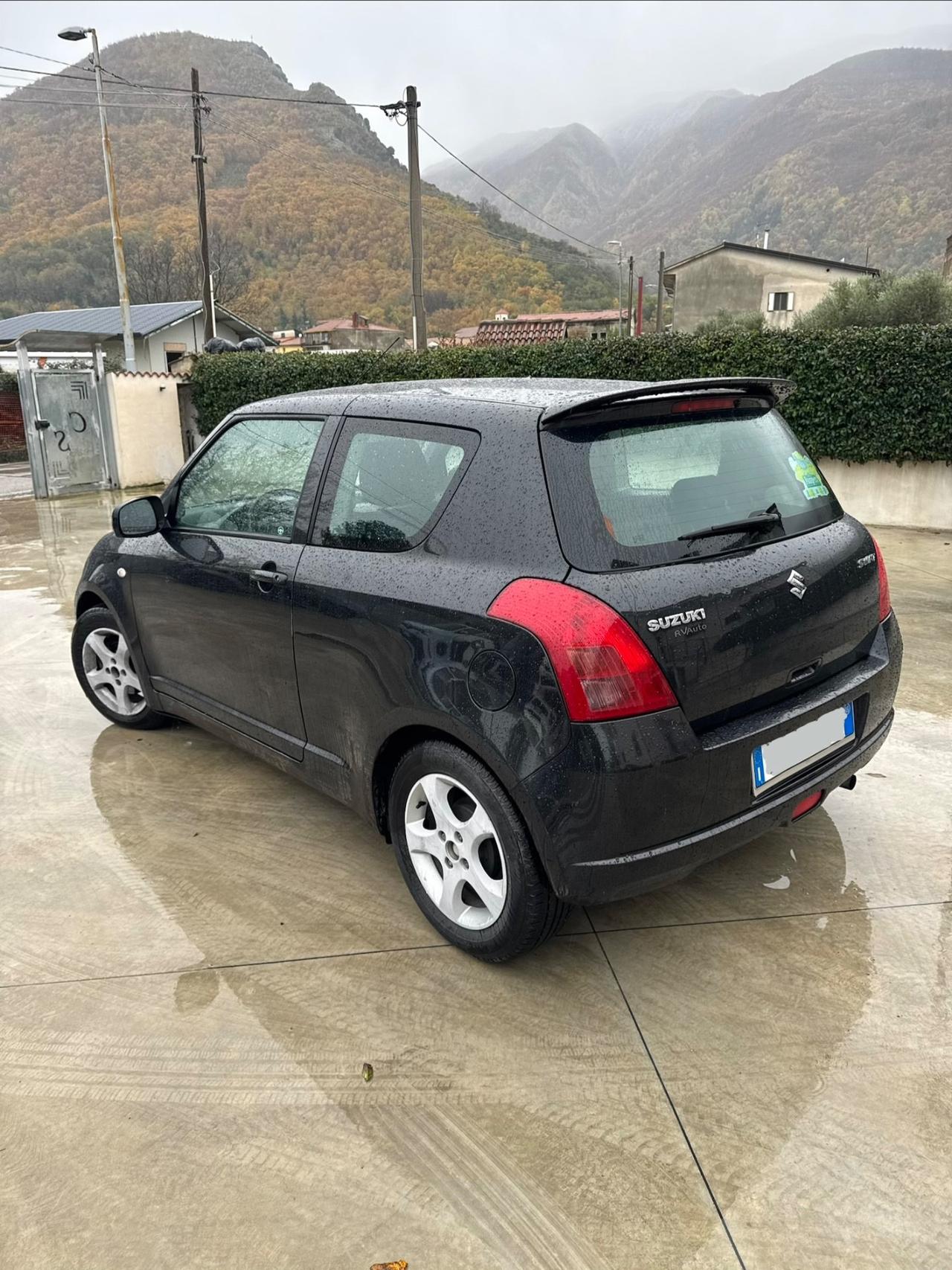Suzuki Swift 1.3 90Cv Benzina-Gpl