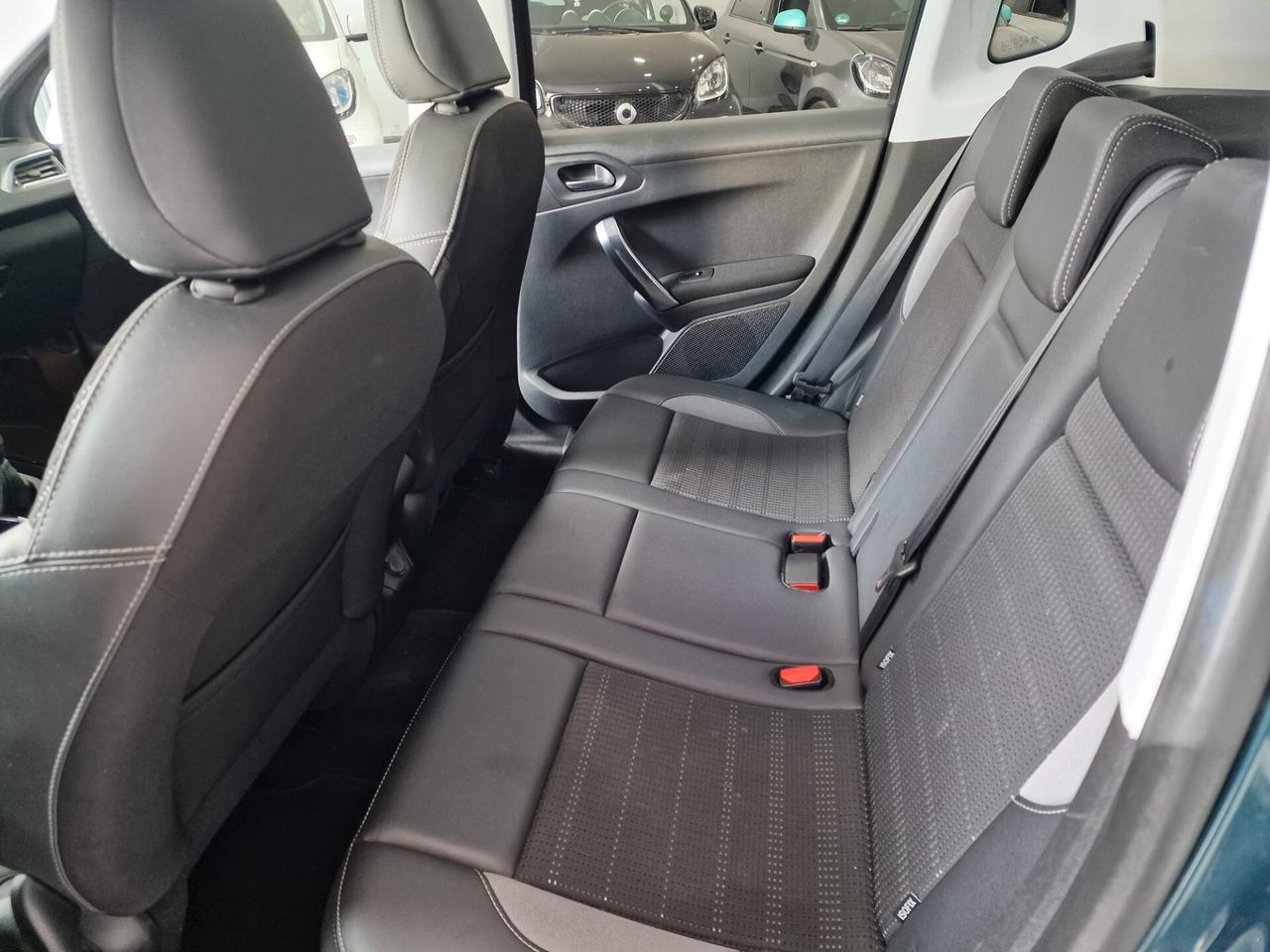 Peugeot 2008 BlueHDi 100 Allure
