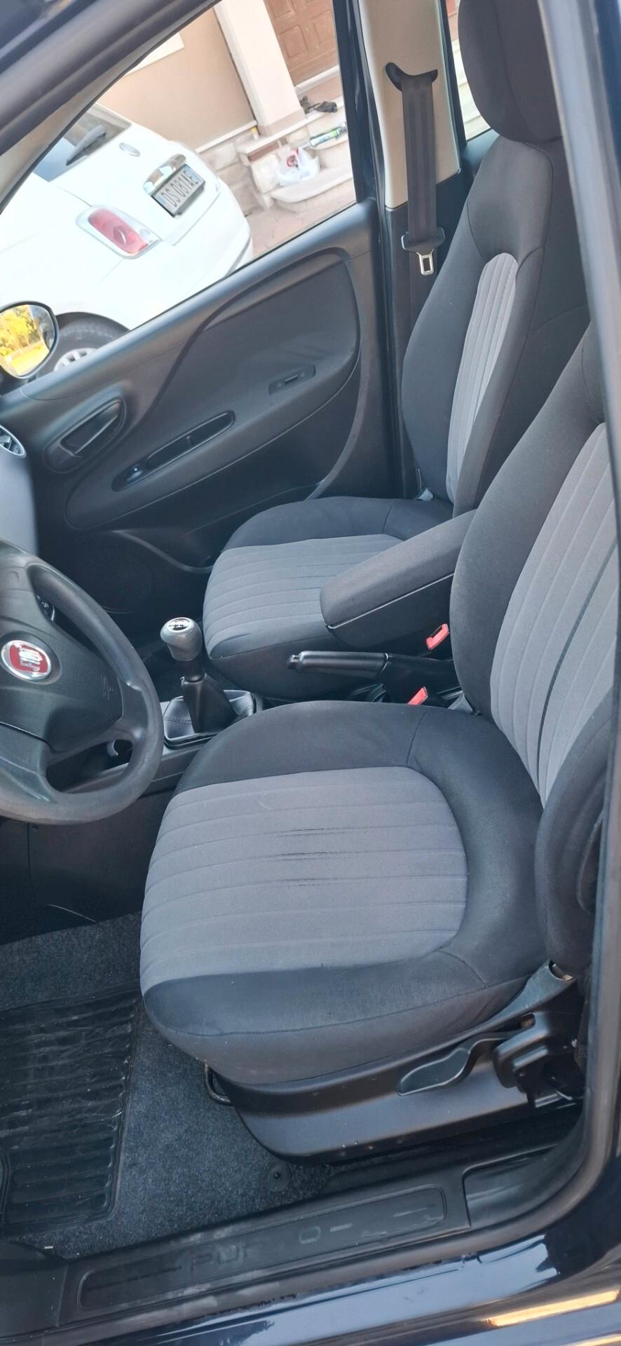 Fiat Punto 1.3 MJT II S&S 95 CV 5 porte Street