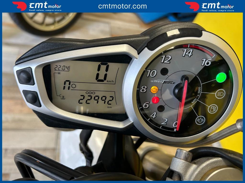 Triumph Street Triple - 2010