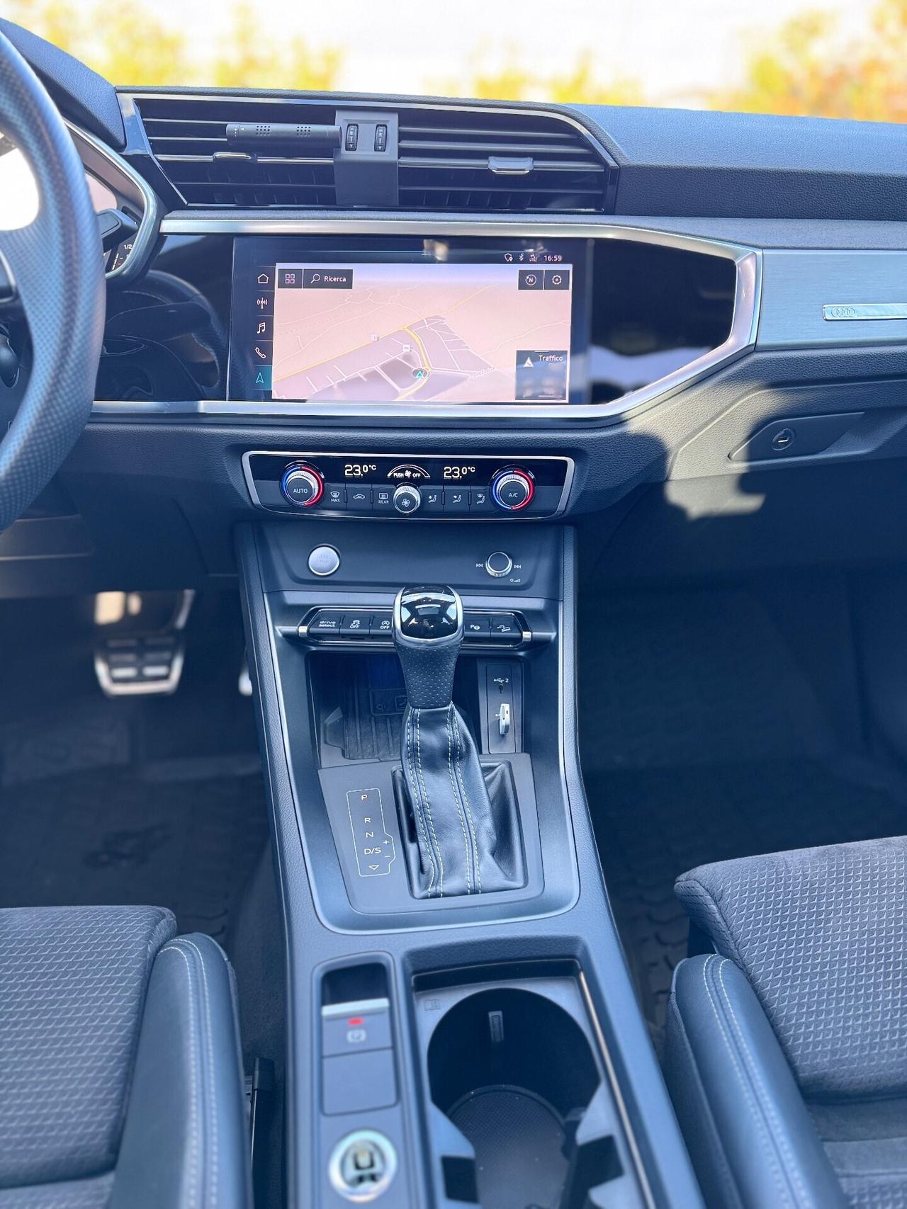 Audi Q3 SPB 2.0 150cv Tetto*Sline*Led*Full