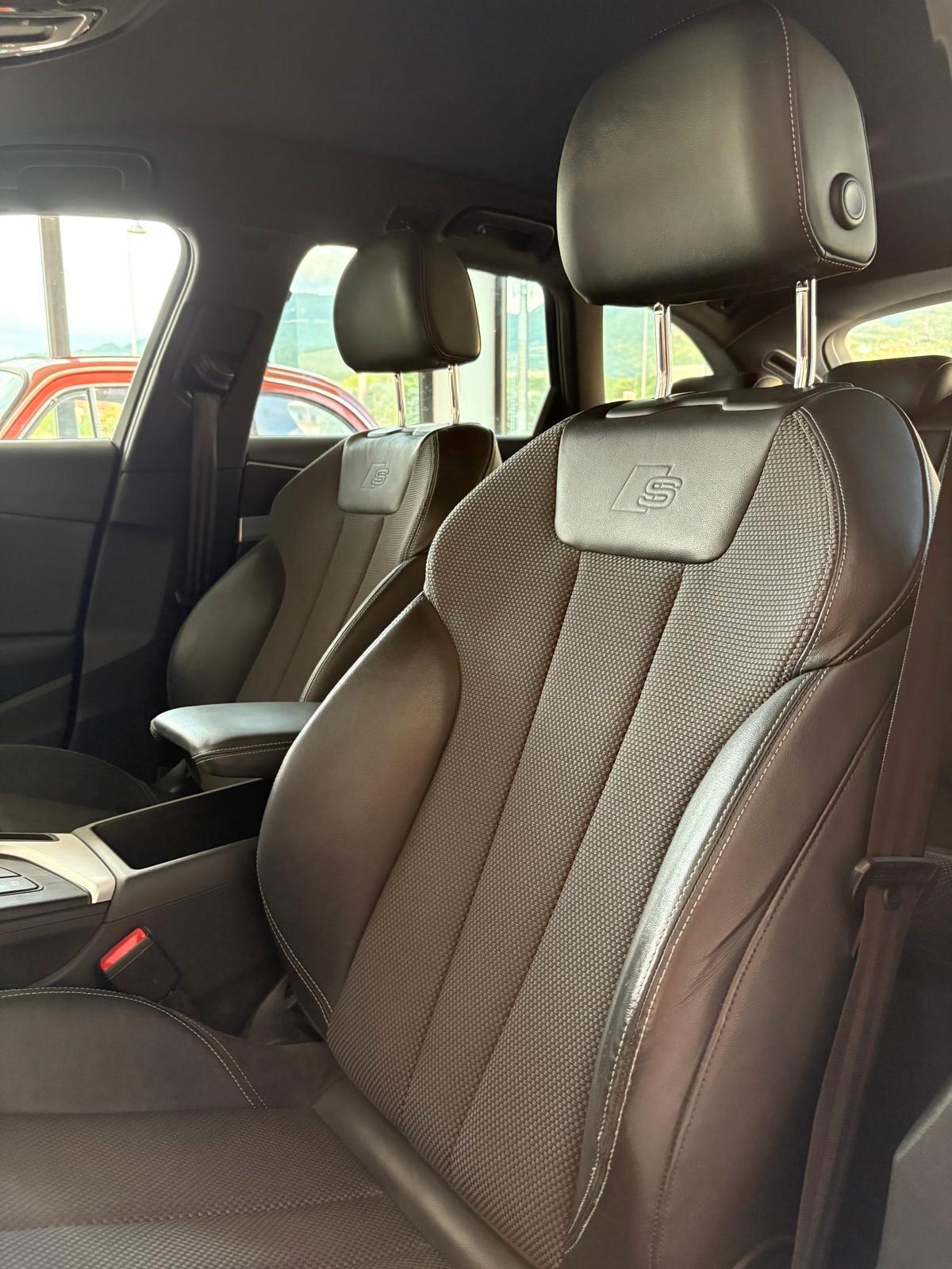 Audi A4 S-LINE 2.0 150CV
