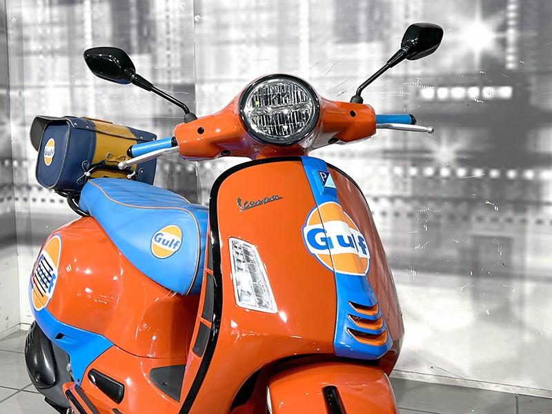 Piaggio Vespa GTS 300 Supersport HPE