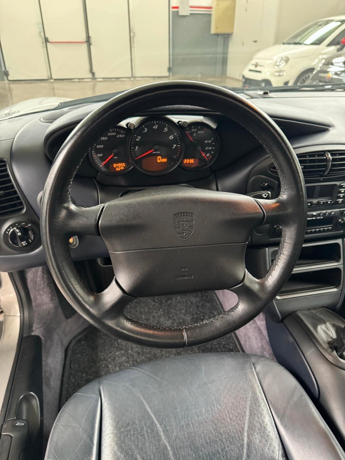 Porsche Boxster 2.7i 24V cat