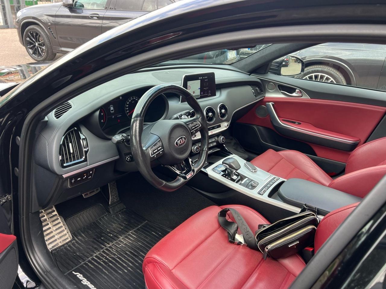 Kia Stinger 2.2 CRDi AT8 GT Line - TETTO