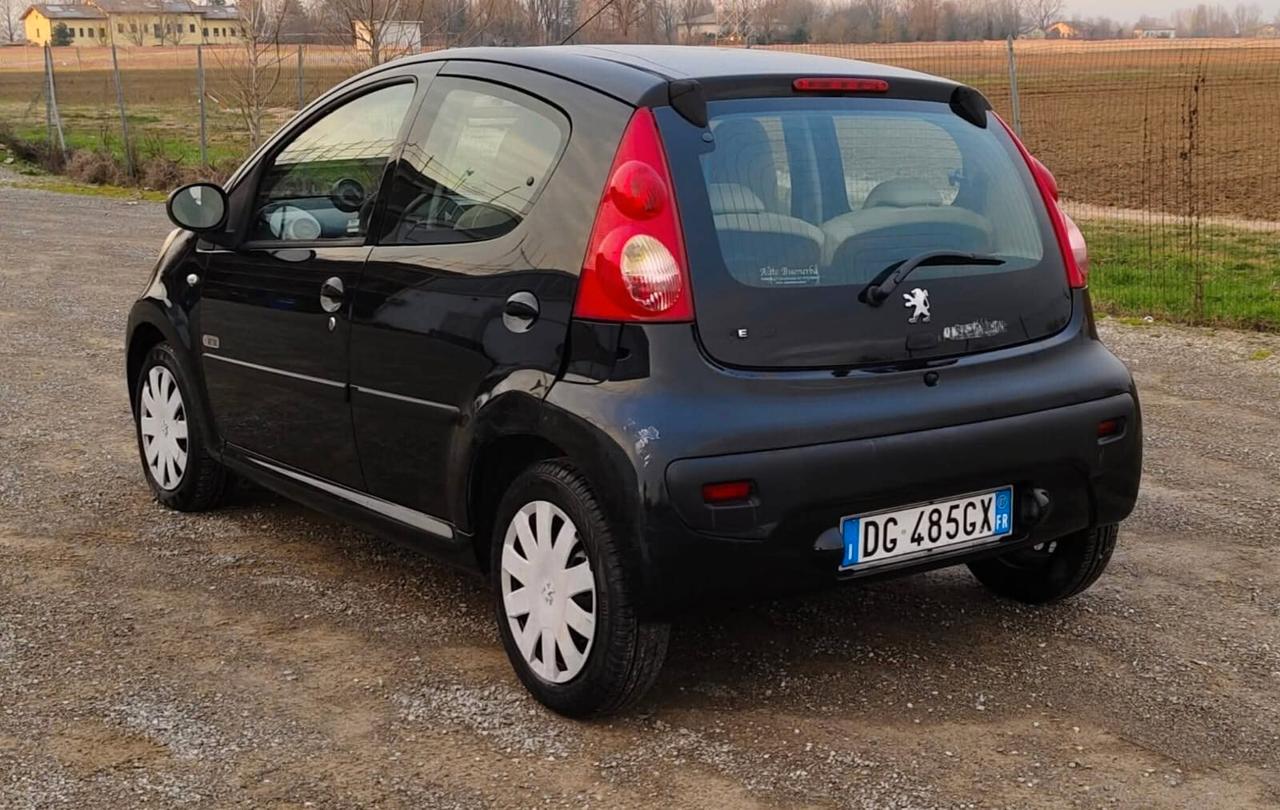 Peugeot 107 1.0 68CV 5p. Desir