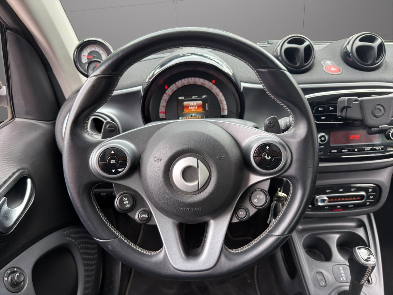 smart forTwo Allestimento BRABUS - Unipro - Promo Finanziamento - Tetto panoramico - LED