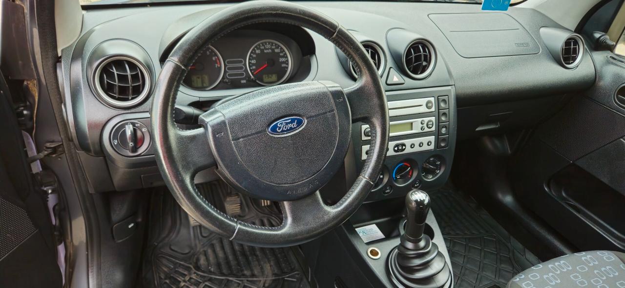 Ford Fiesta 1.2 16V NEOPATENTATI