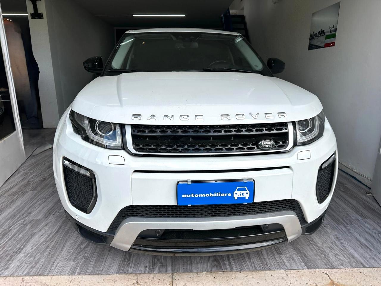 Land Rover Range Evoque 2.0 TD4 180 CV 5p. SE Dynamic
