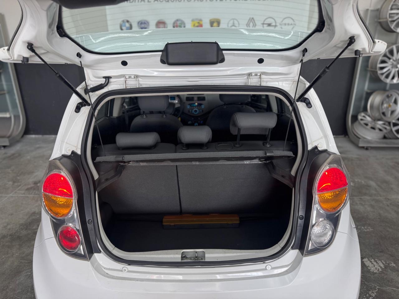 Chevrolet Spark LS 1.0 Benzina ADATTA NEOPATENTATI