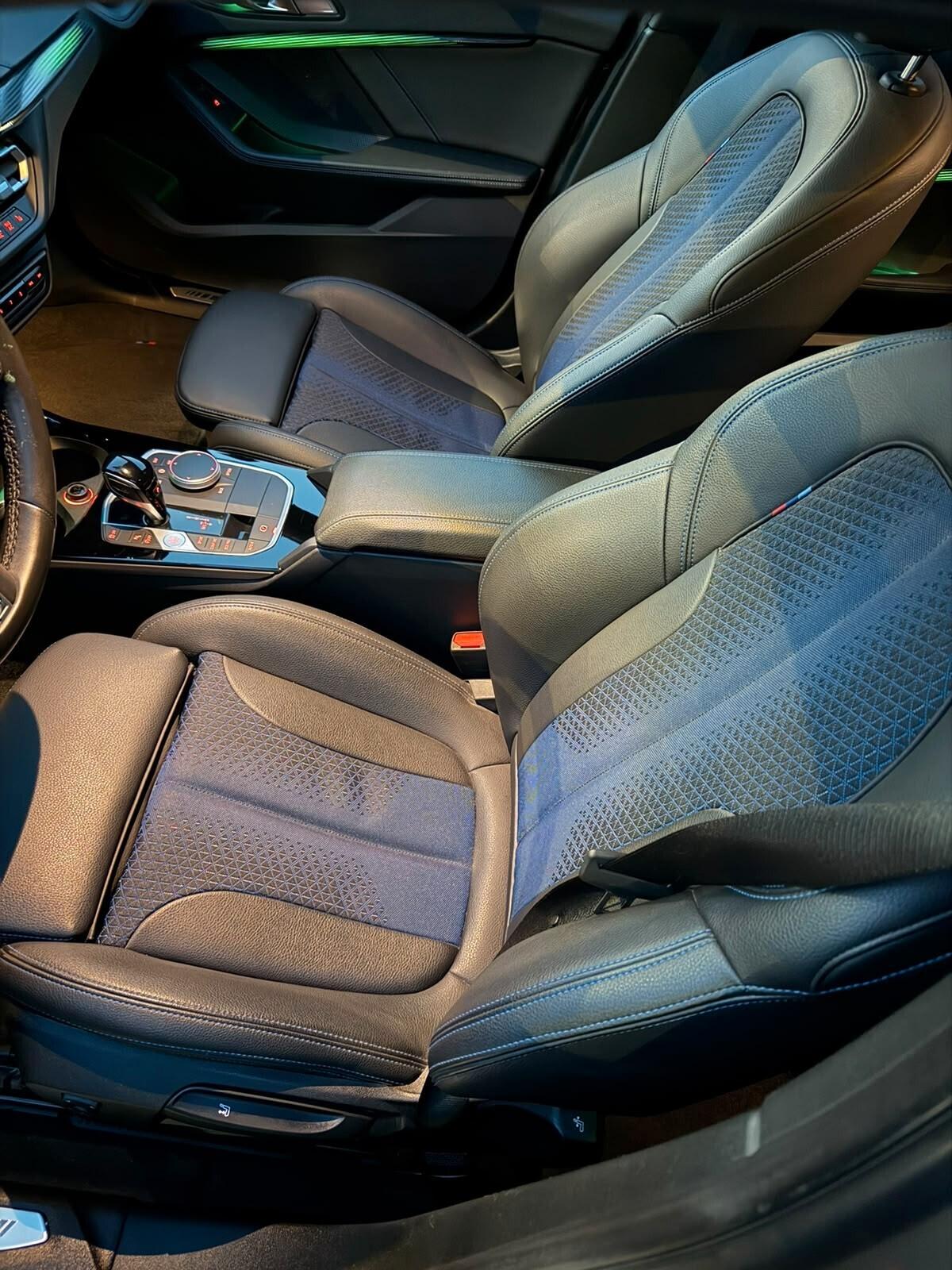 Bmw 118 118i 5p. Business Advantage